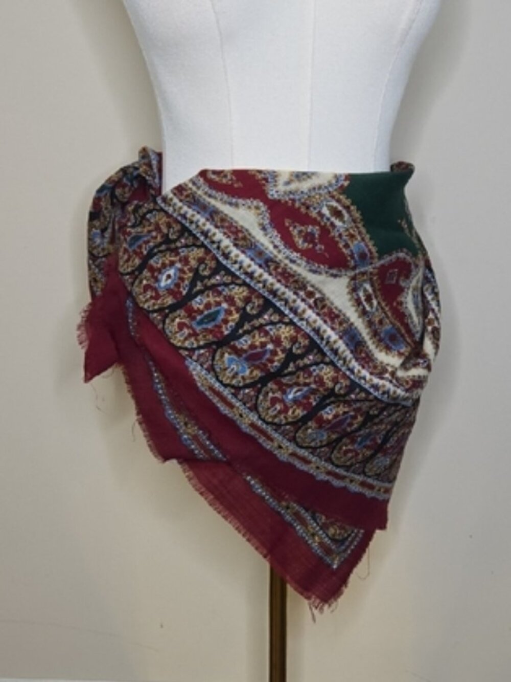 Club 7 by Echo Vintage Wool Scarf Red Green Paisley Old Money European Summer